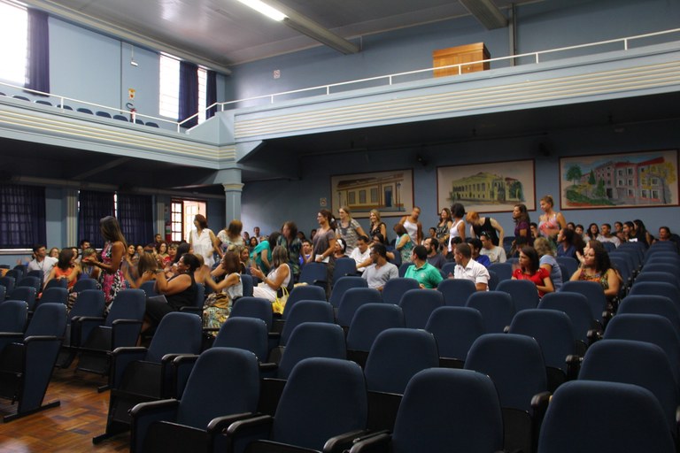 Professores dos anos Iniciais do Ensino Fundamental