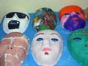 Estudantes do 7º ano do Ensino Fundamental expõem Máscaras de Gesso personalizadas