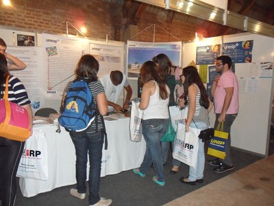 Alunos do 3° ano do Ensino Médio participam da 8ª VestFair em São José do Rio Preto