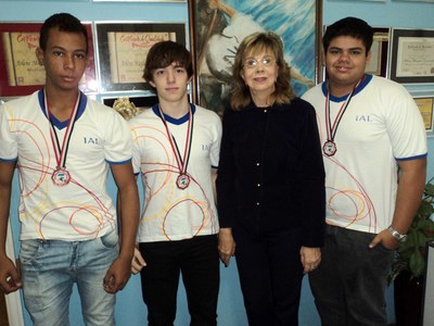 Judocas do IAL conquistam medalhas nos Jogos Escolares