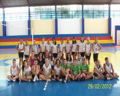 Aula de Educação Física Feminino