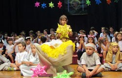 Educação infantil do Piracicabano comemora fim de ano com cantata de Natal