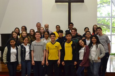 Estudantes do Peru chegam ao Colégio Metodista para intercâmbio cultural